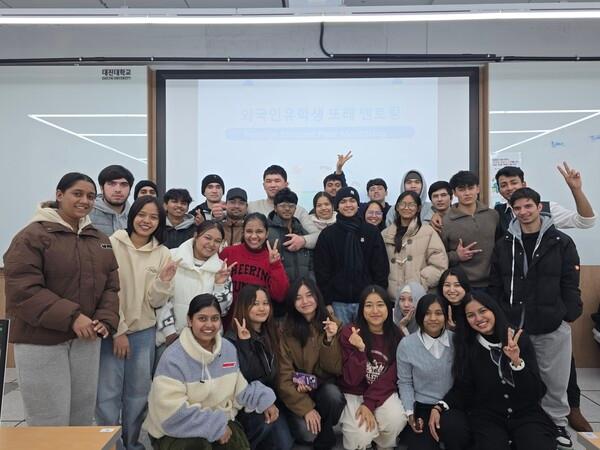 2025학년도 2학기 외국인유학생 간 또래멘토링 프로그램 운영 첨부 이미지